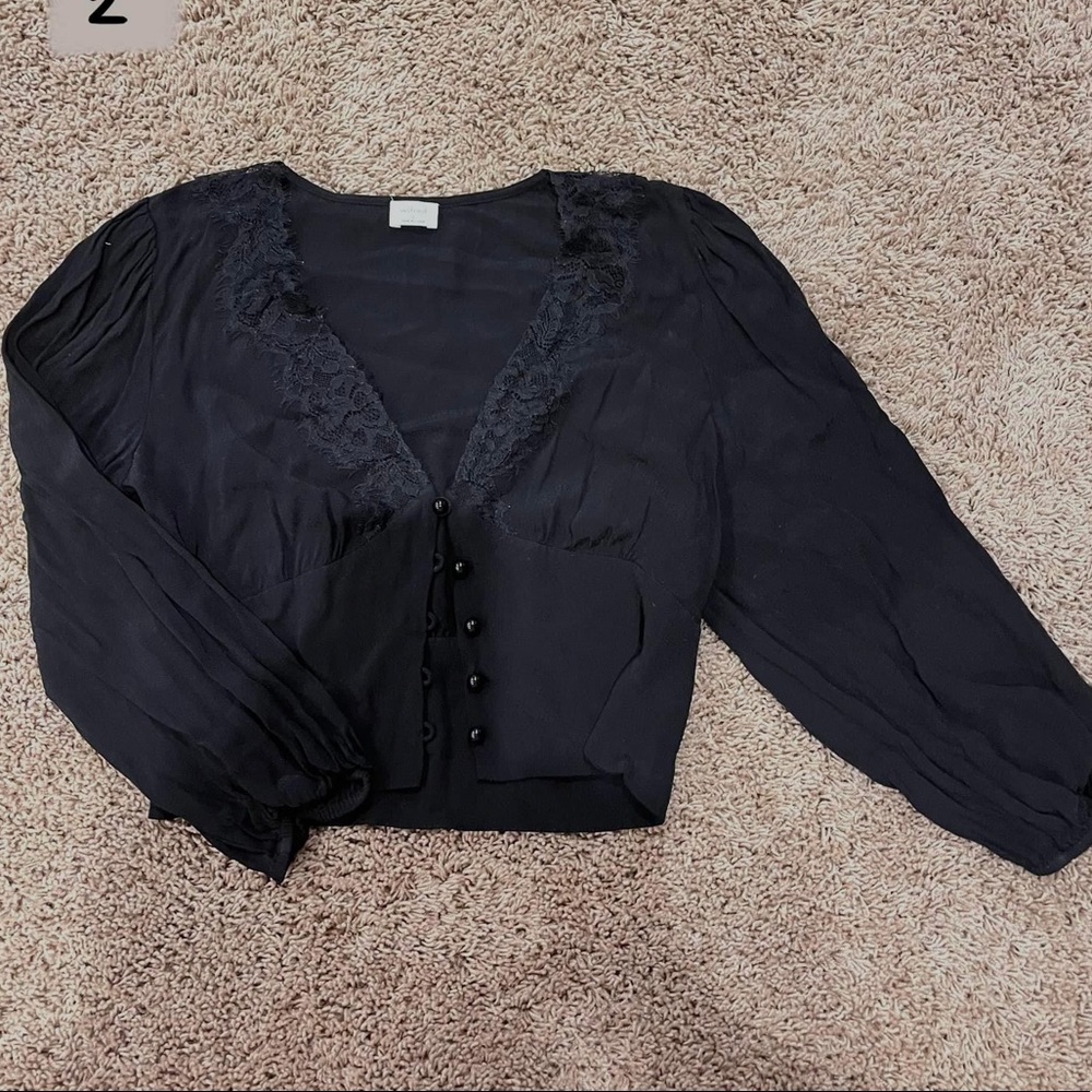 Aritzia Wilfred Romance me blouse